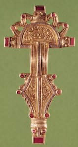 Fibula with Heads of Birds with Pointed Beaks, from Douvrend, Seine-Maritime